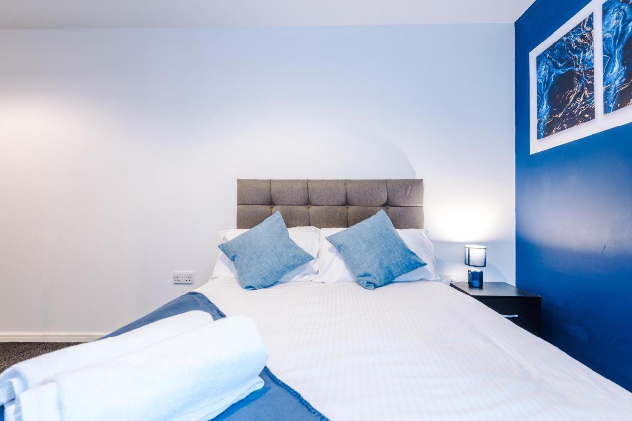 2 Bed Apartment With Balcony Private Parking Near Etihad Stadium, Coop Live مانشستر المظهر الخارجي الصورة