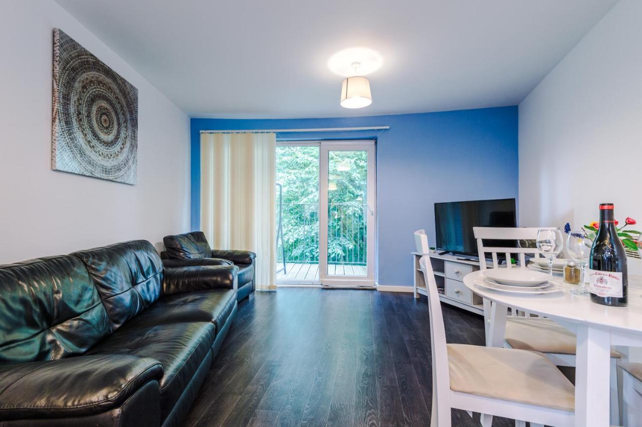 2 Bed Apartment With Balcony Private Parking Near Etihad Stadium, Coop Live مانشستر المظهر الخارجي الصورة